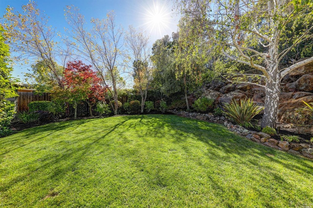 151 Fernwood Dr