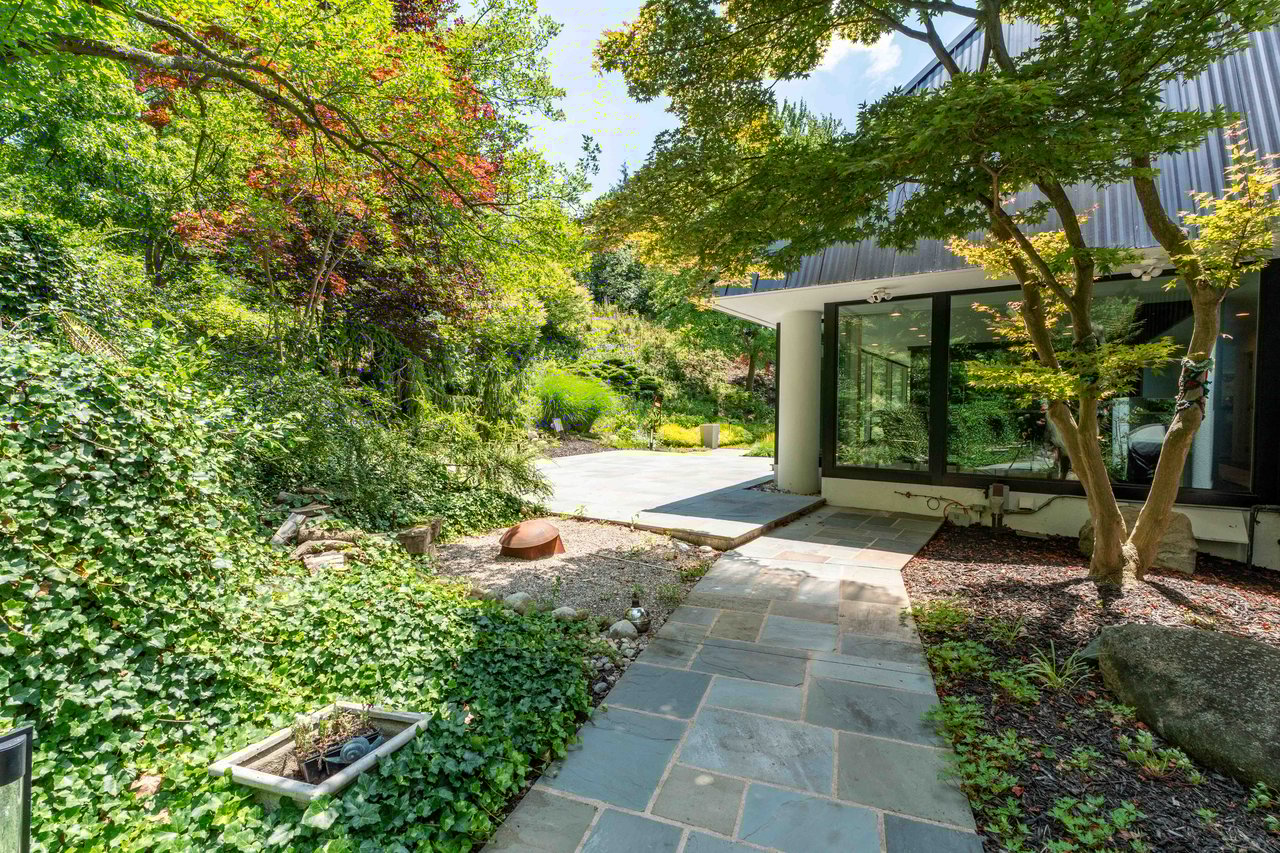 270 Martell Dr