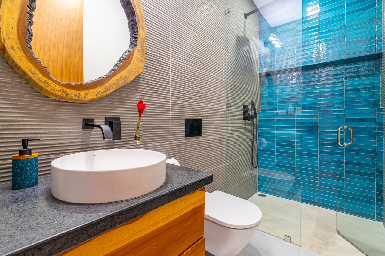 Luxury 4-Bed Home with Ocean & Jungle Views in Ojochal