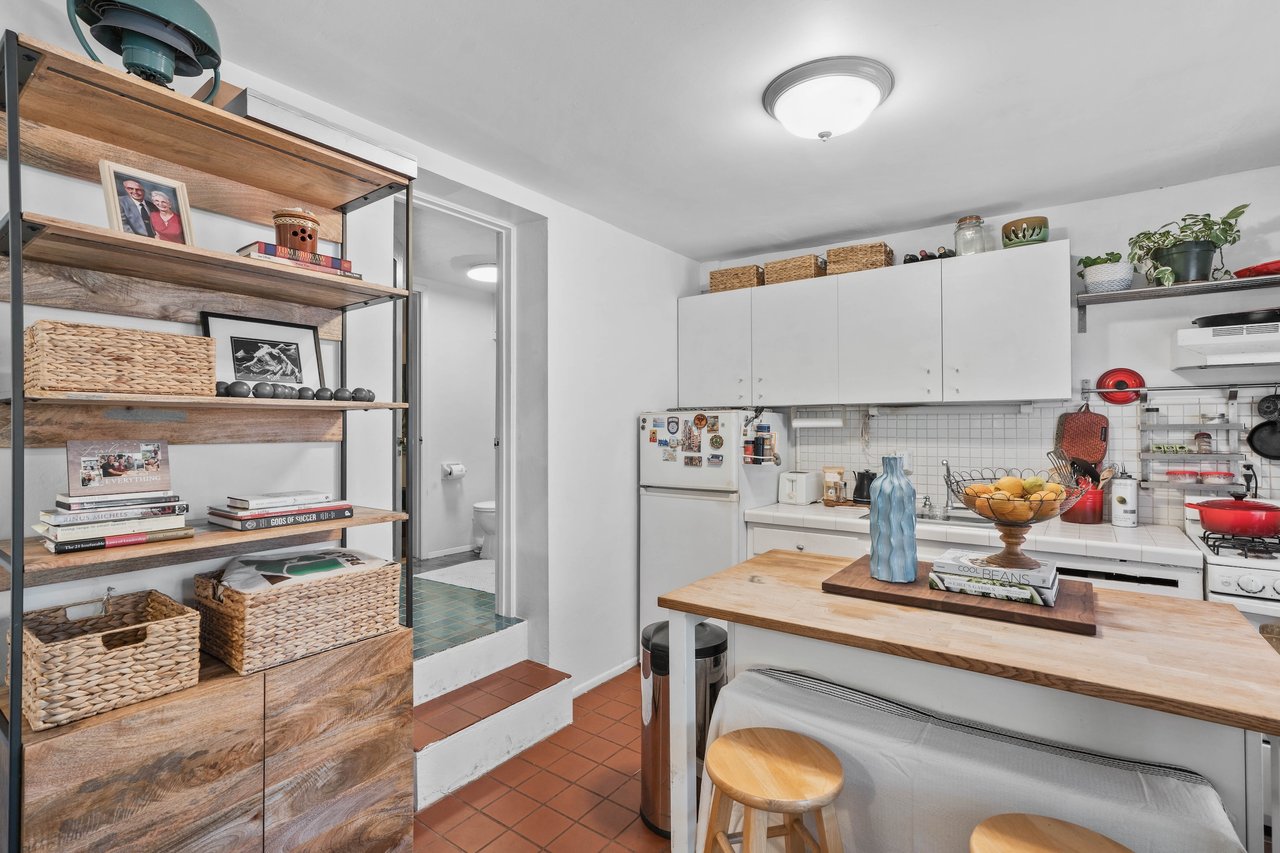 4109-4111 Ibis Street