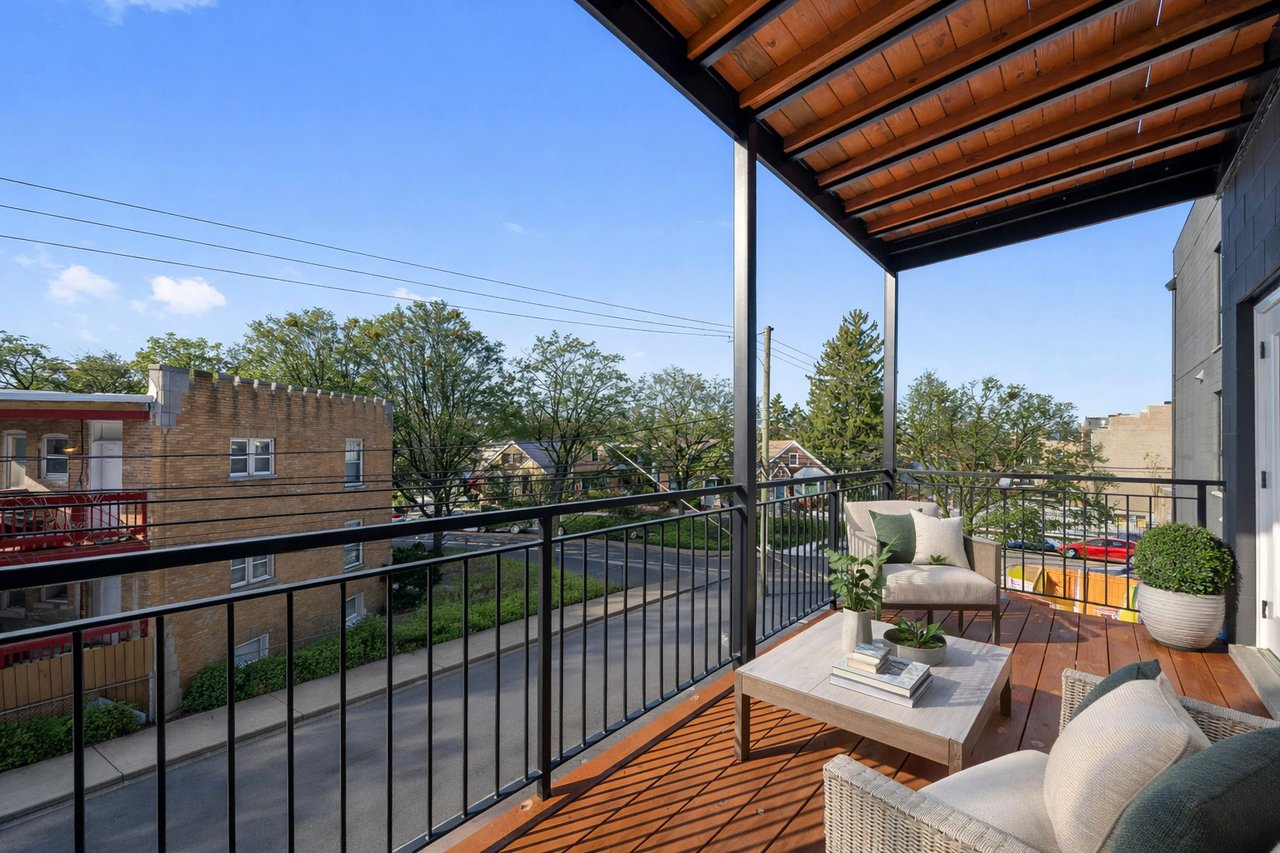 5824 N Lincoln Ave Chicago, IL 60659