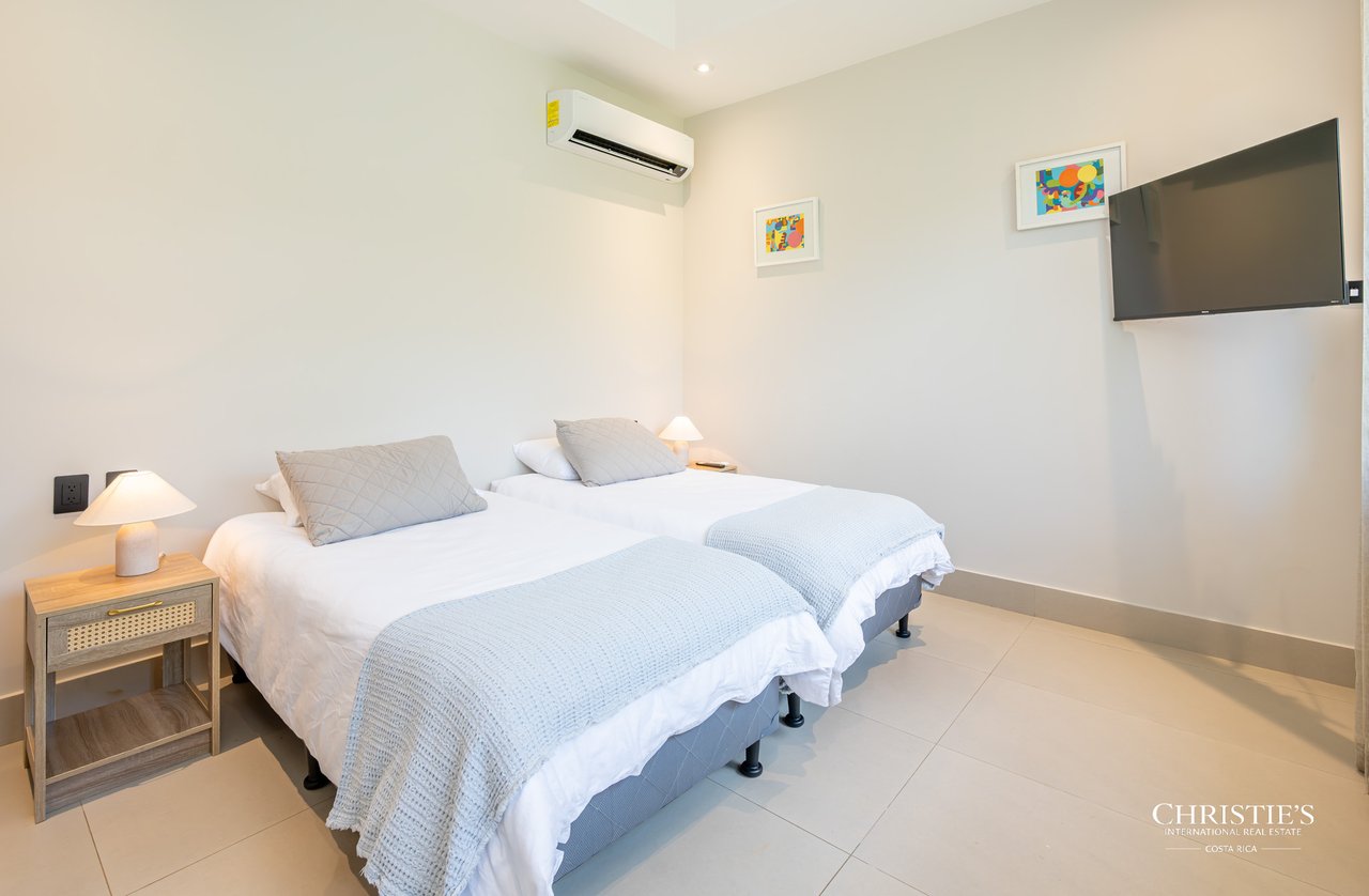 Casa Jade | Contemporary Resort Living in Hacienda Pinilla 