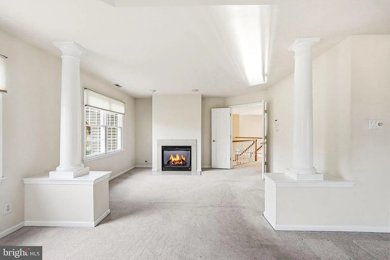 950 Bortons Landing Rd