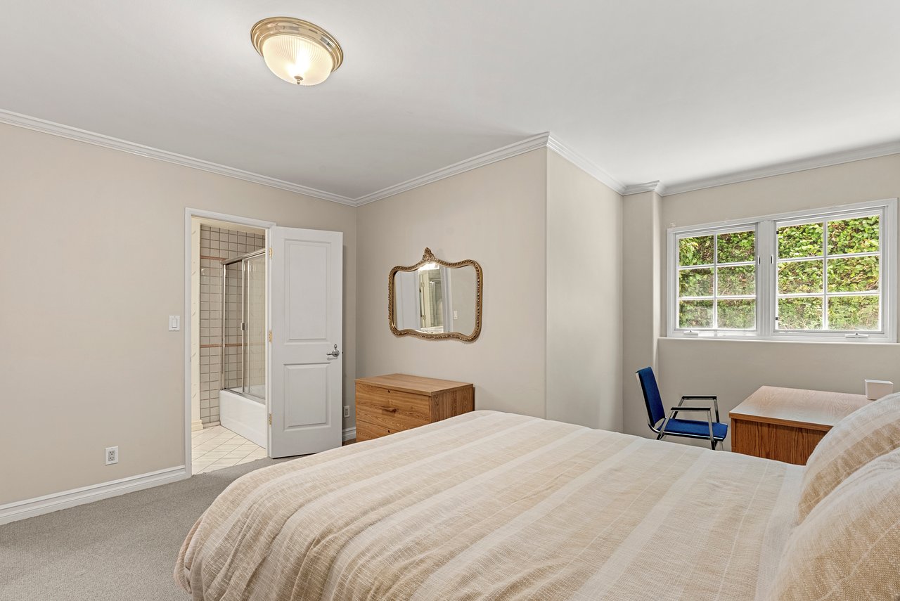 201 N Palm Dr, Beverly Hills 