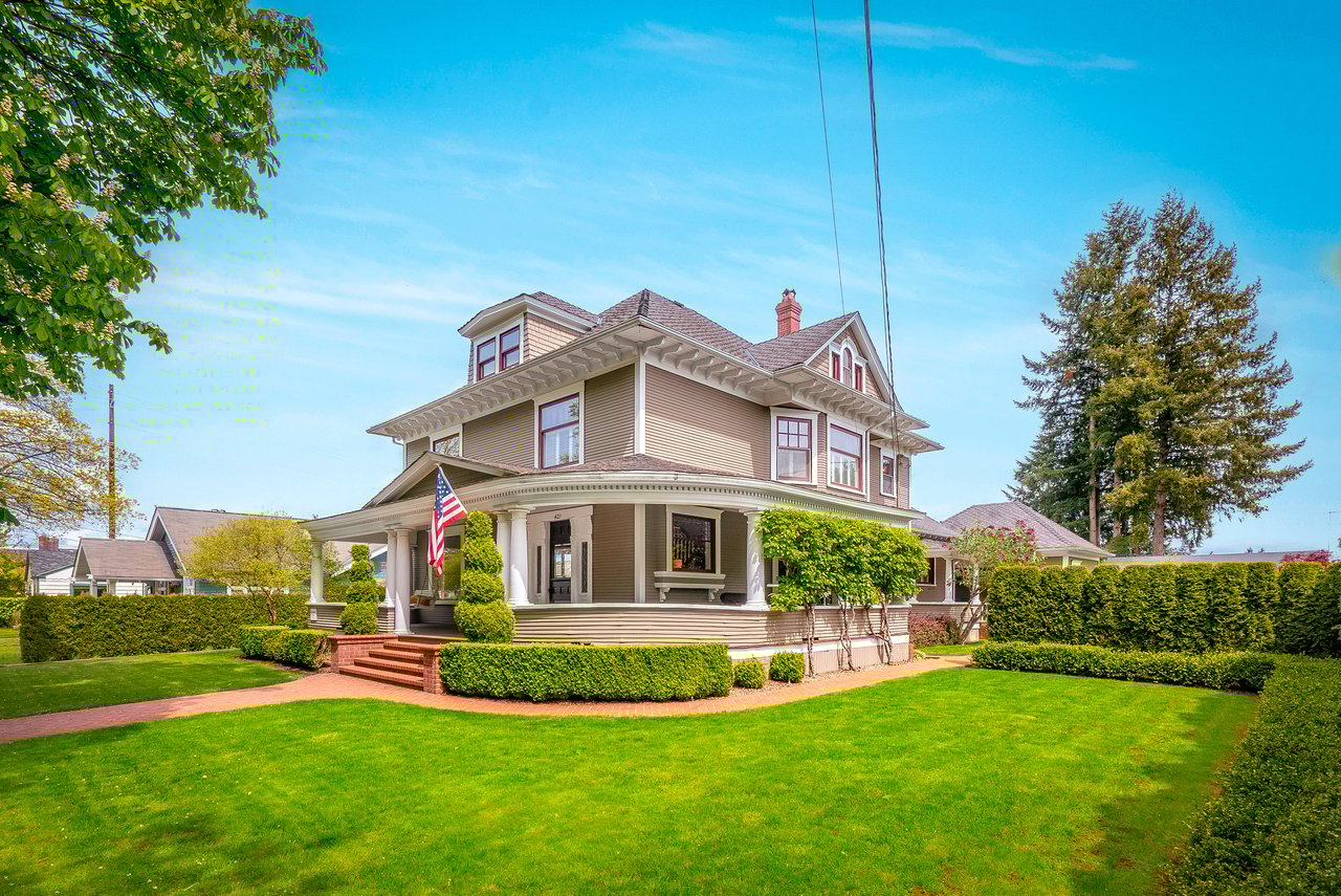 [THE BENJAMIN MORGAN HOME; CIRCA 1898]