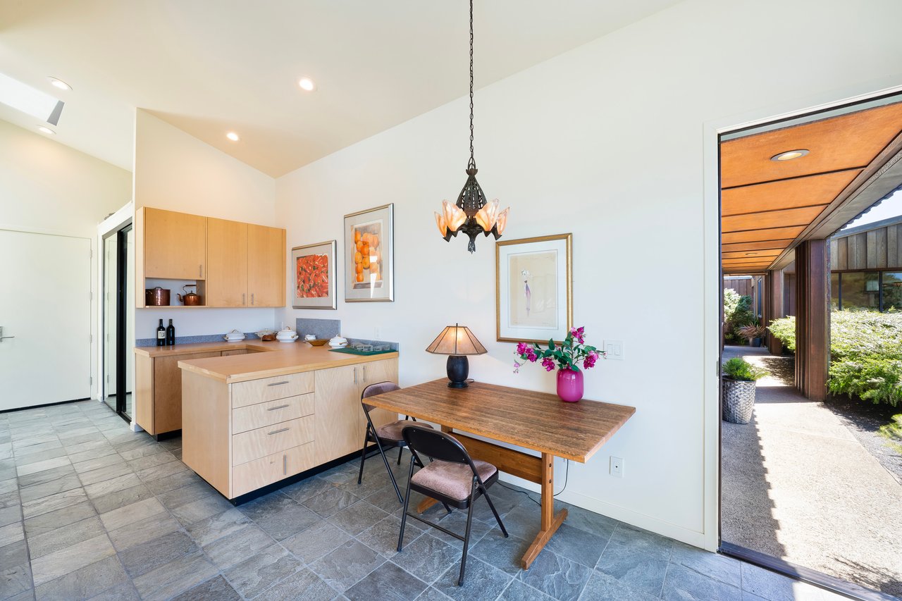 Sea Arches - 7000 S Hwy 1