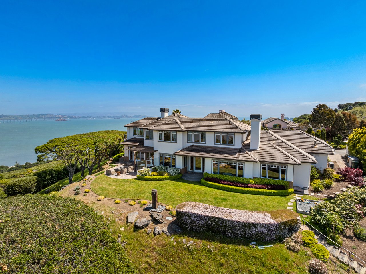 Sweeping Views Across the Bay