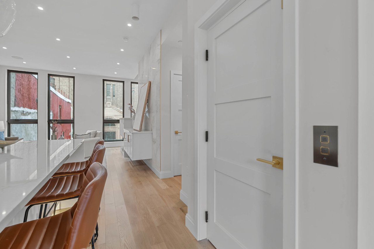 1100 Webster St #4, Philadelphia, PA 19147