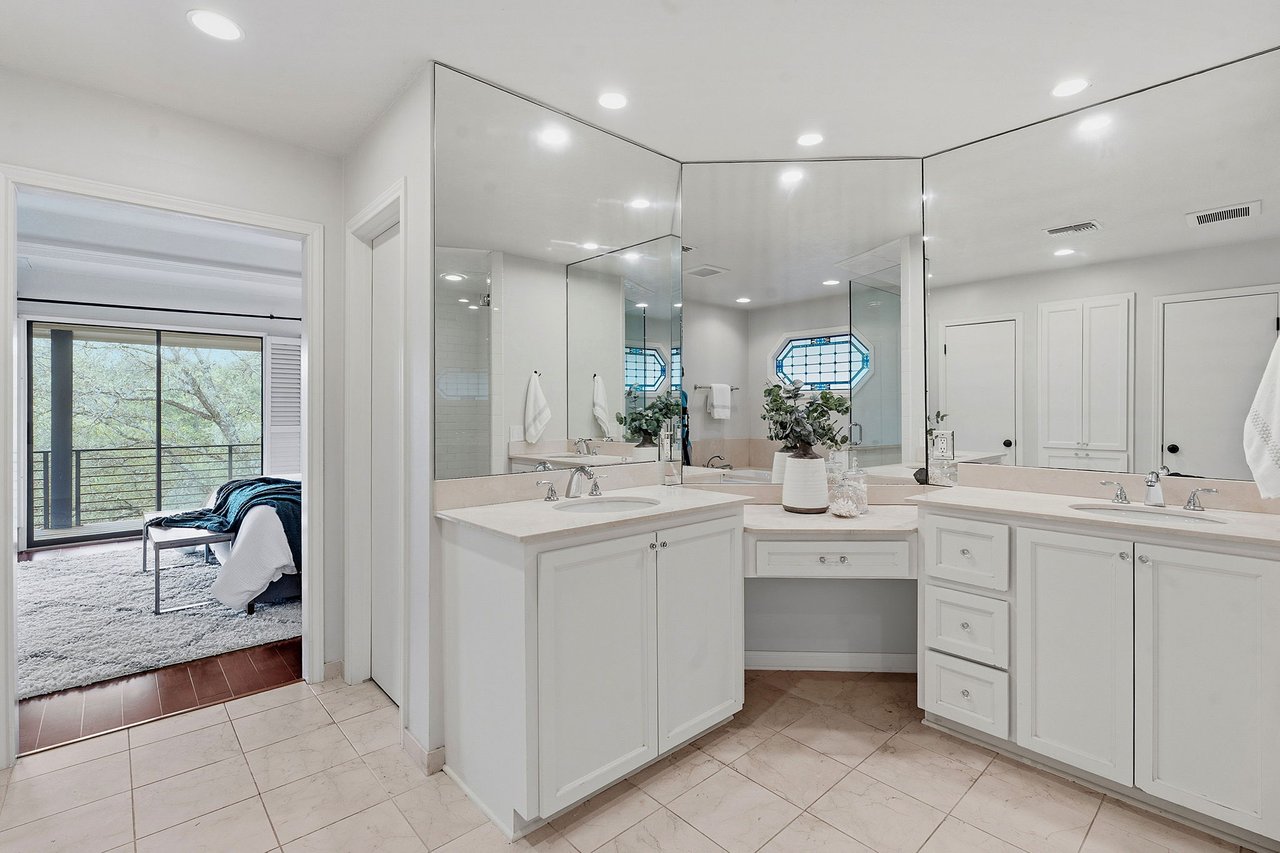 2004 Trevino Drive, Austin, TX