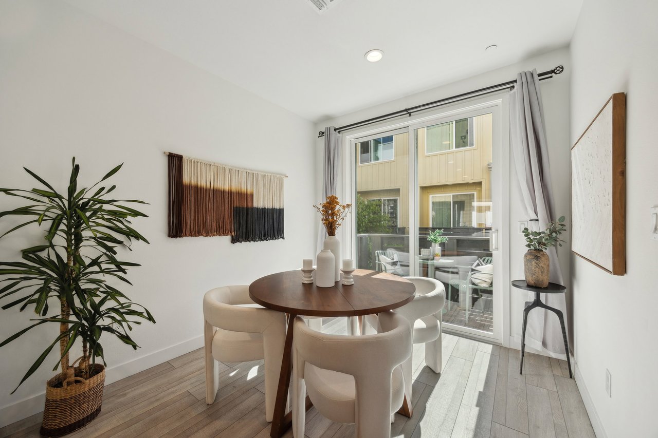 172 Uptown Cir