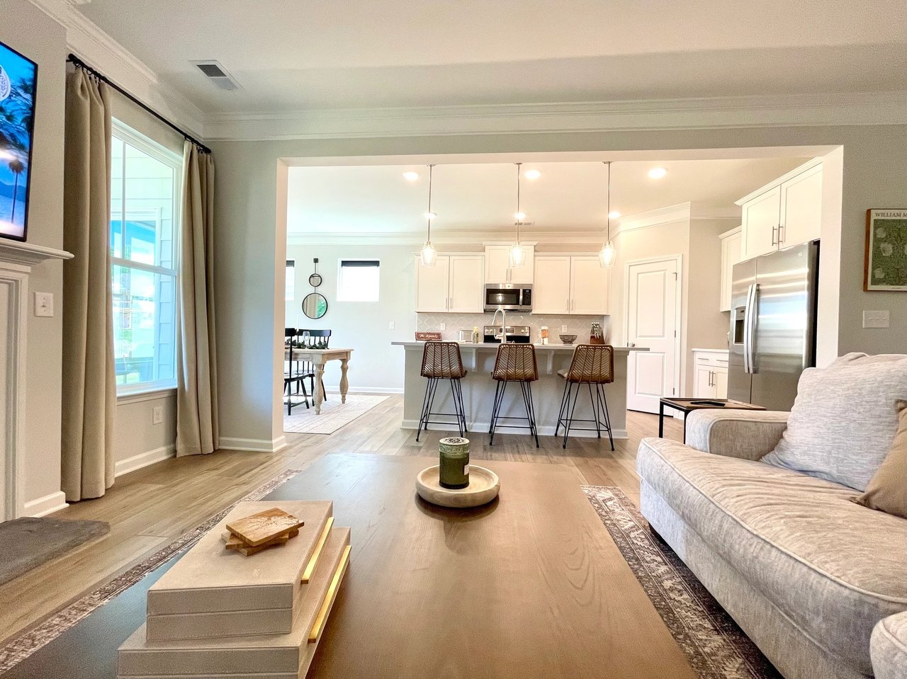 SOLD- Discover Modern Elegance: Move-In Ready Gem at 552 Bartoli Ct., Simpsonville SC – Offered by David Locke of Locke and Key Associates