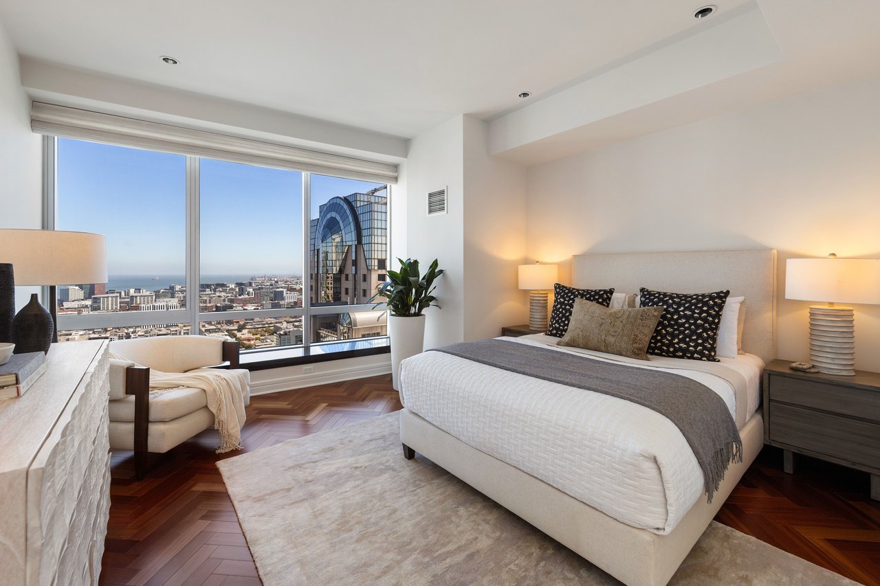 Exceptional Views, Legendary Hospitality