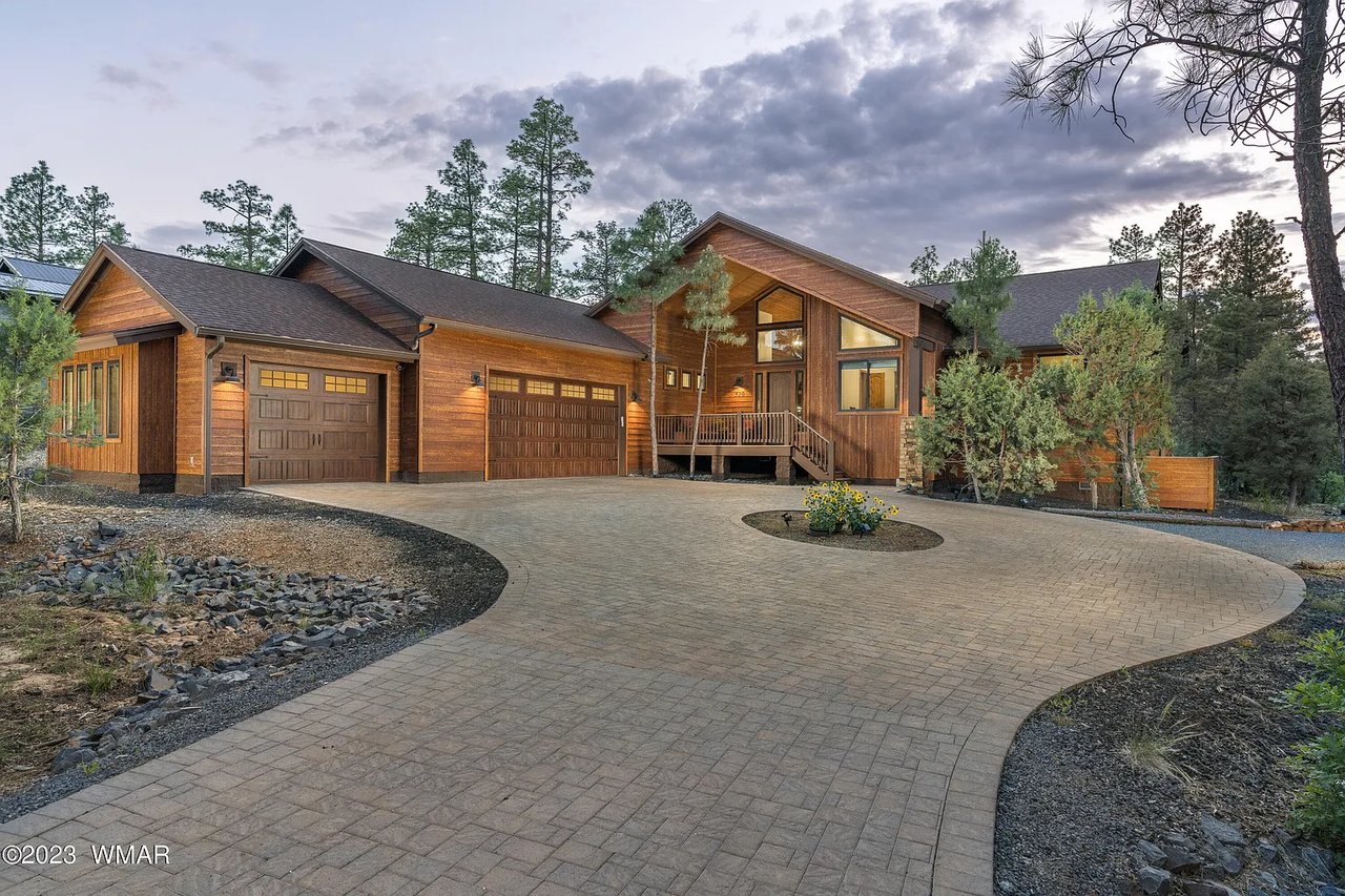 520 S Paintbrush Rd