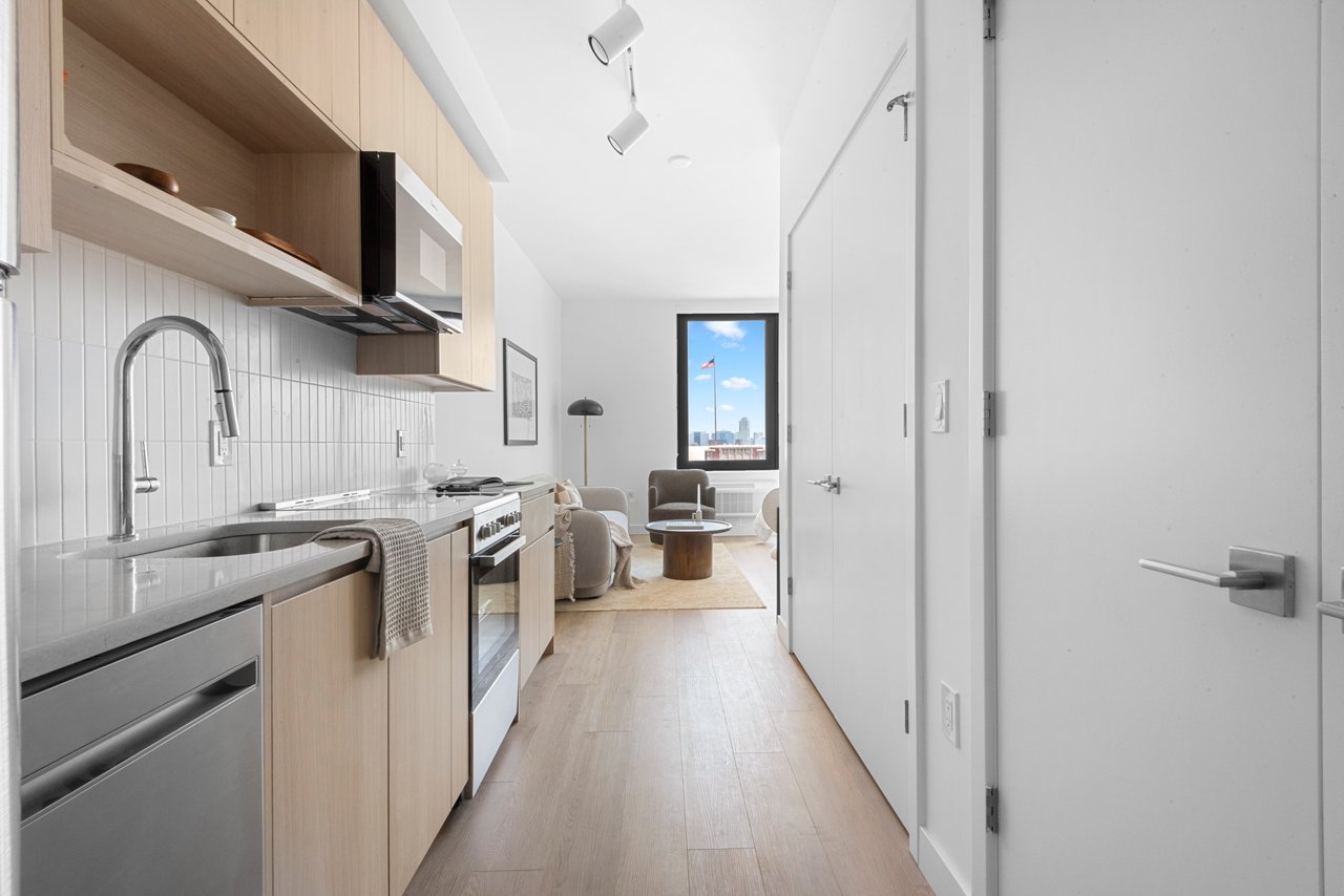 Orchard Unit: 8309