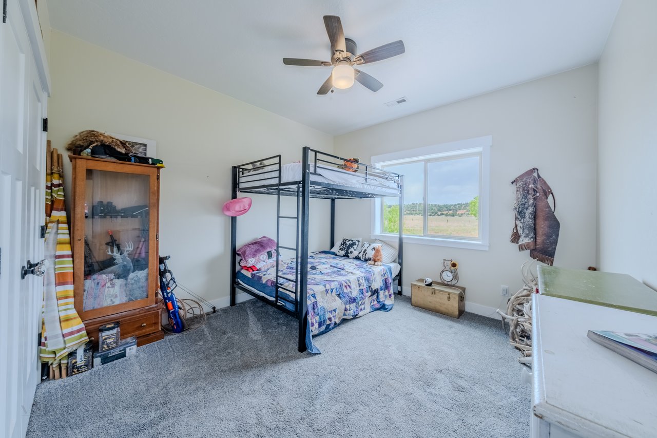 7395 N Johnson Canyon