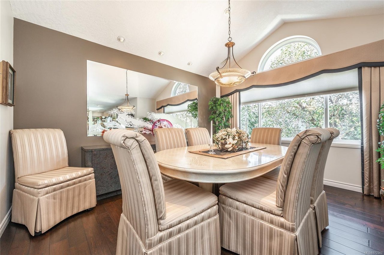 24-108 Aldersmith Pl