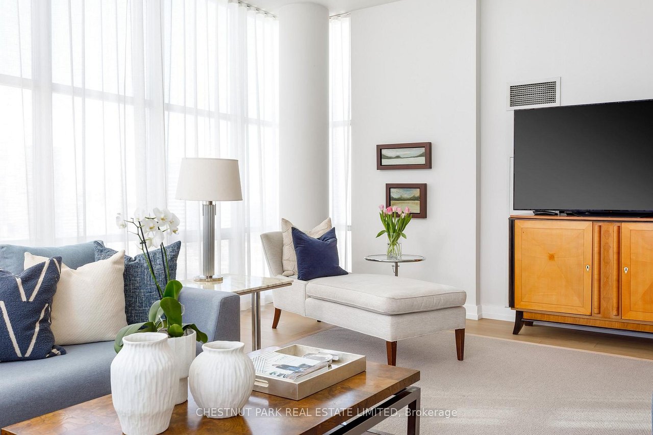 ABOVE THE CITY PENTHOUSE 