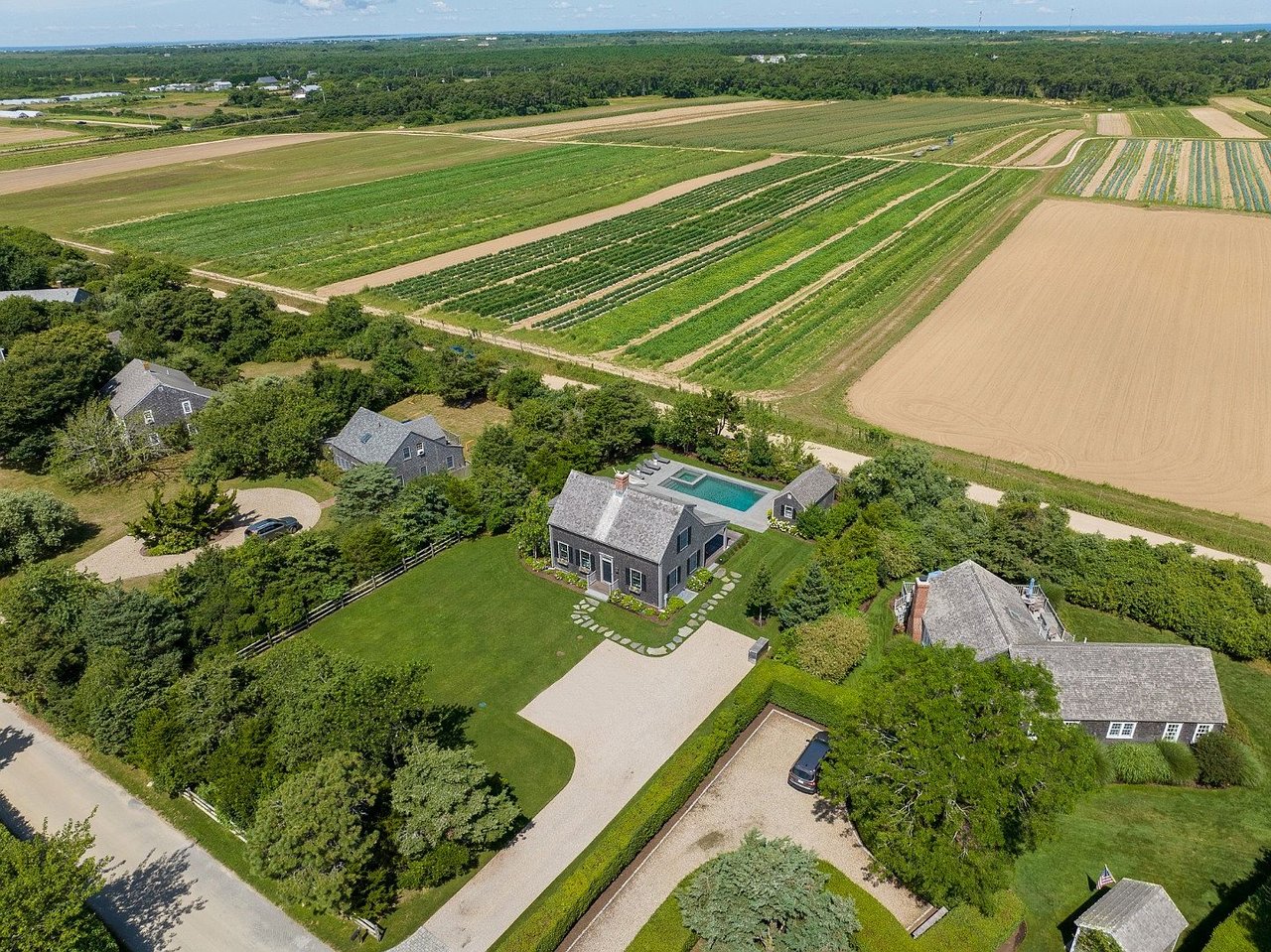 7 Golfview Dr