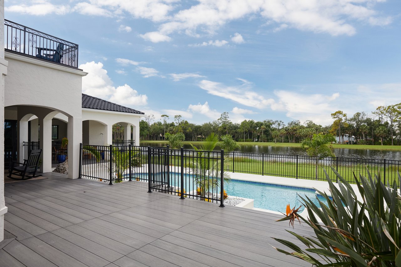 6921 Lake Devonwood Dr. Fort Myers FL. 33908