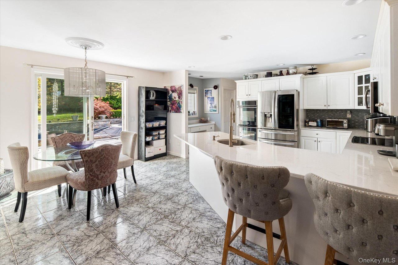 468 Peekskill Hollow Rd