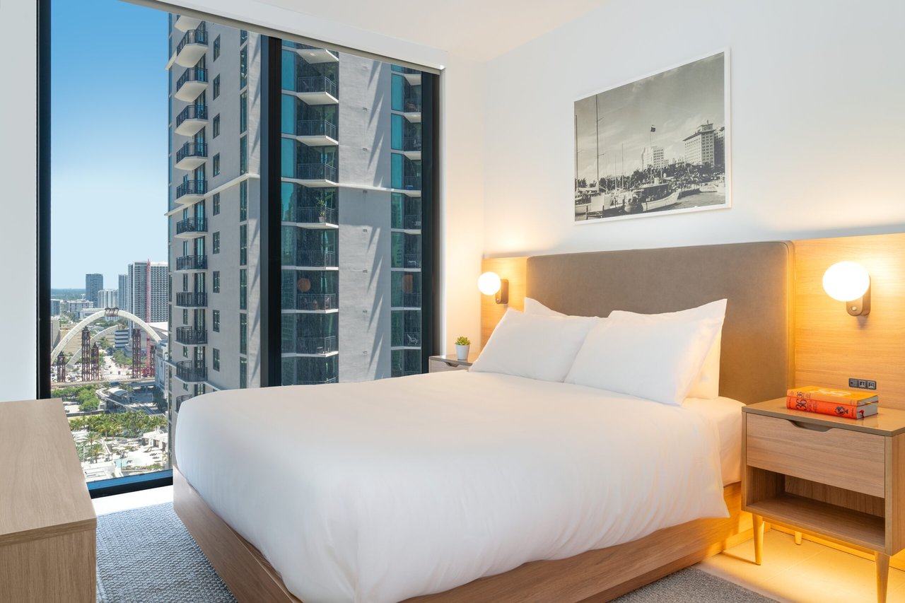 Gale Hotel
