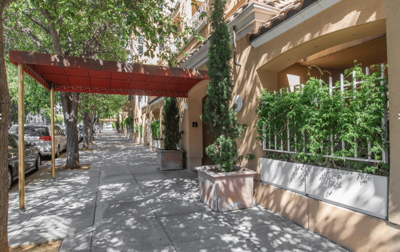 600 Chestnut Street #110