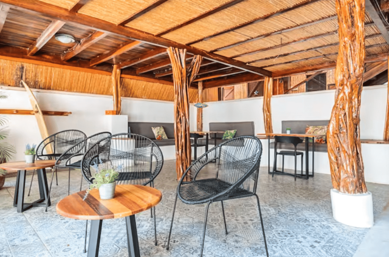El Huerto Restaurant And Cabinas - Premier Investment