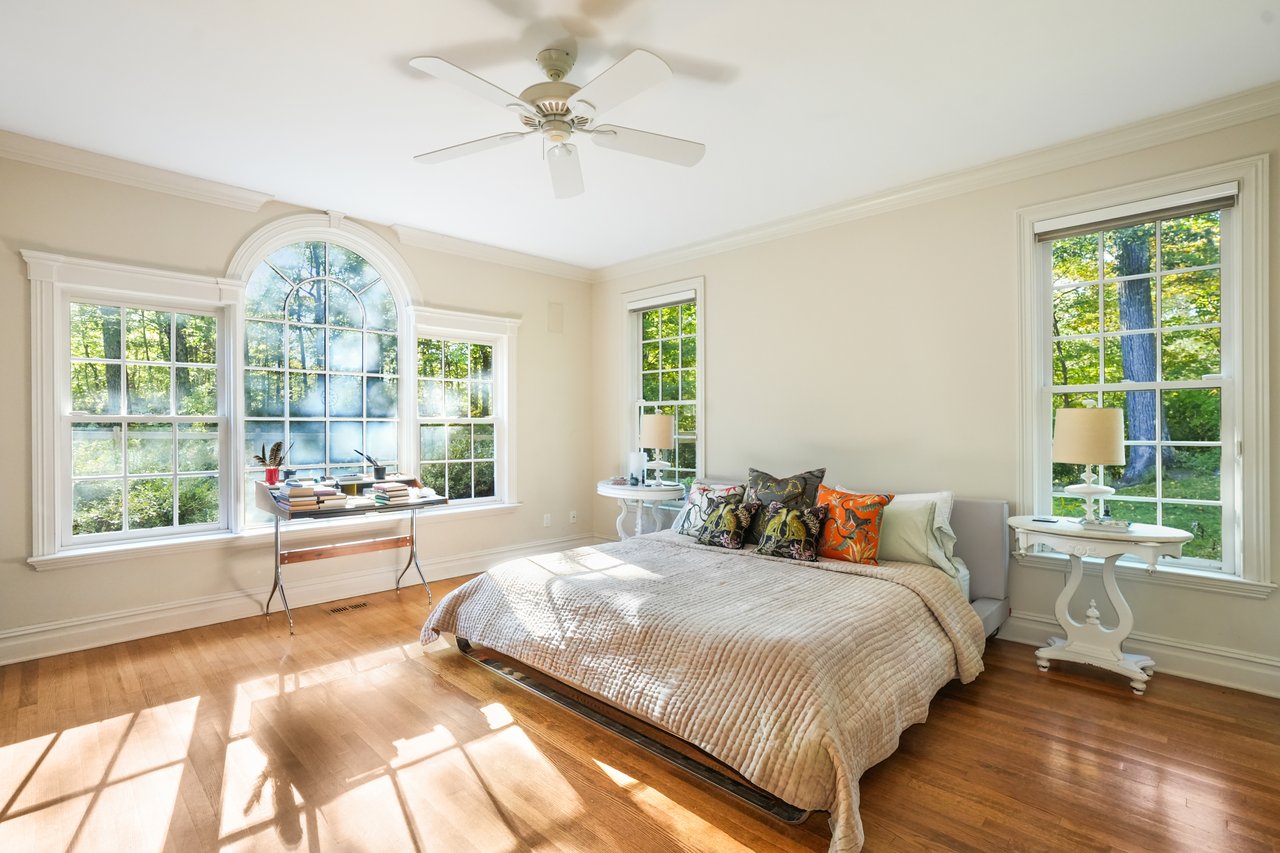 24 Twin Fawn Lane