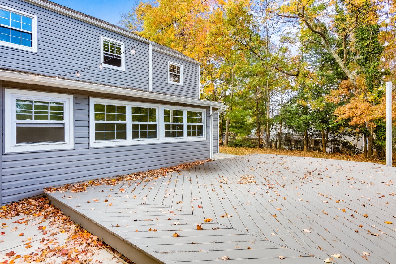 10 Chestnut Ridge Road