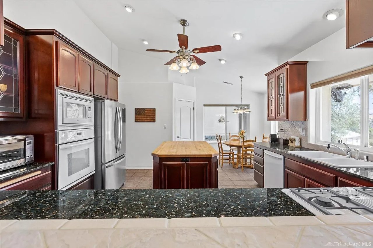 20301 Hart Creek Dr