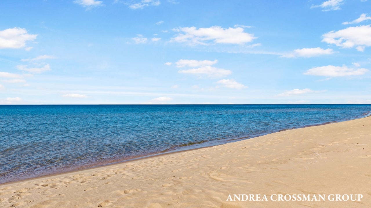 9565 Whispering Sands Dr