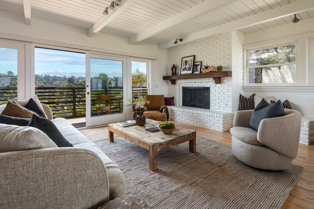 8595 Skyline Dr, Sunset Strip