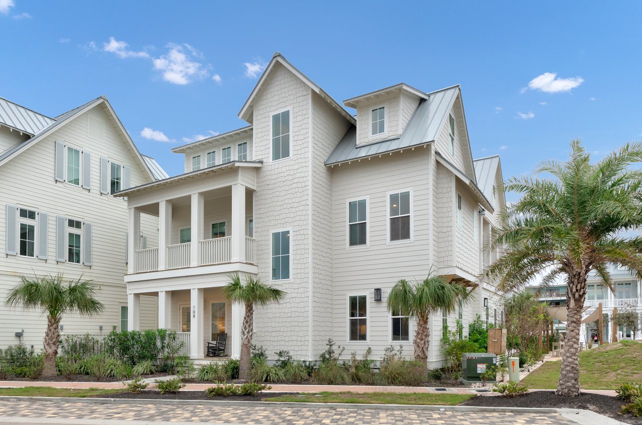 108 South Shore Drive, Port Aransas, TX 78373