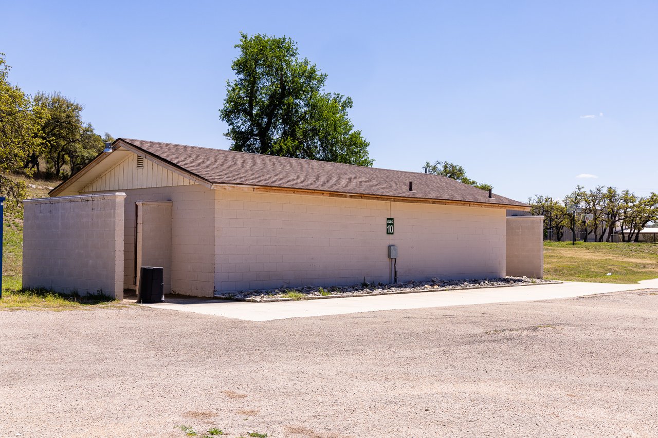 1325 Harper Road