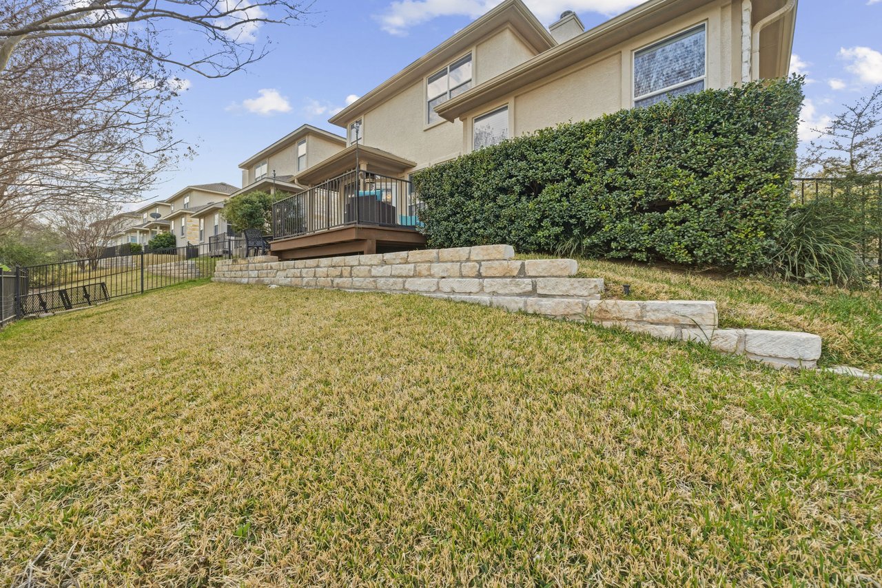 Elegantly Updated Lakeway Retreat w/ New Roof