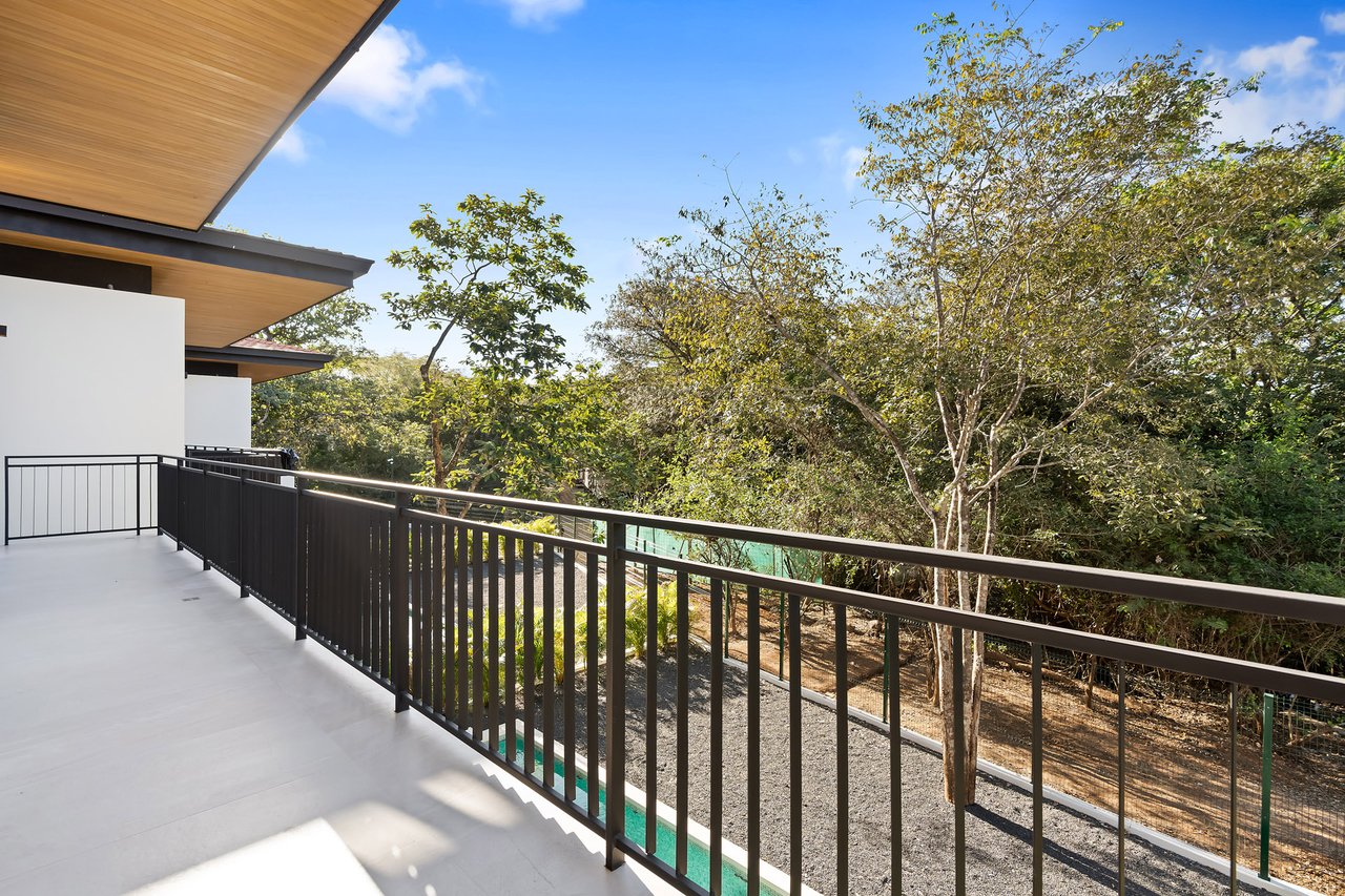 Villa Tropical Dawn | 4-Bedroom Modern Oasis in Bosques de Pinilla with Forest Views & Resort-Style Amenities