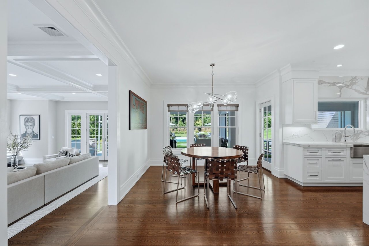 221 Churchill Rd