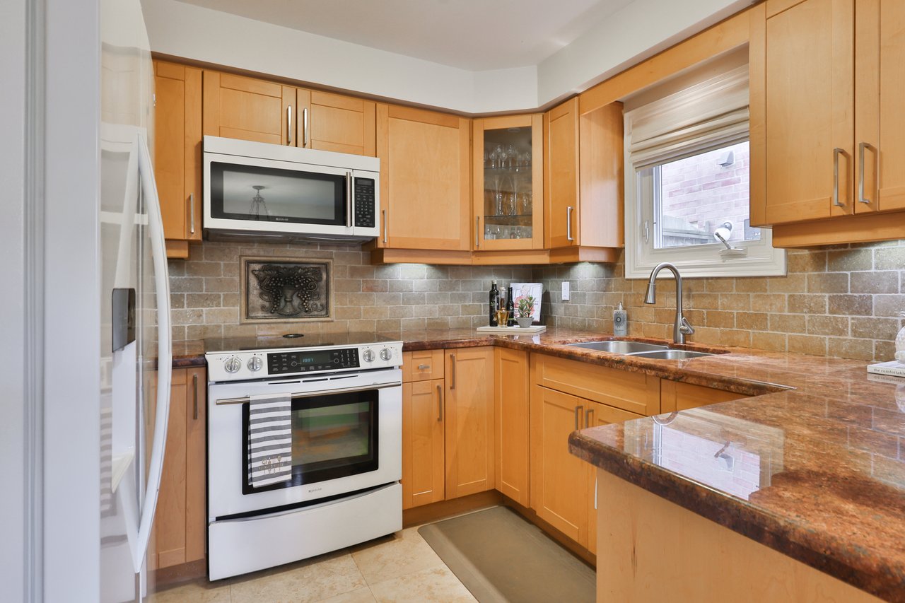 3316 Flower Patch Crt