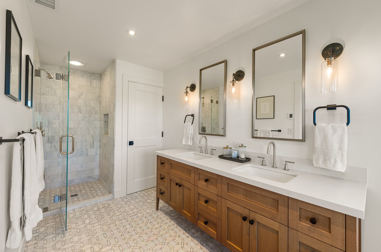 Stylish and Renovated Belvedere Beauty