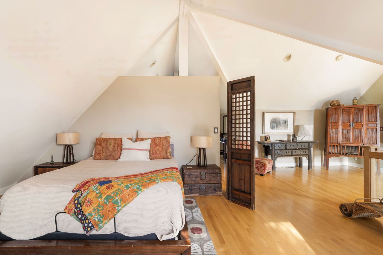 2536 Beverley Ave, Santa Monica 