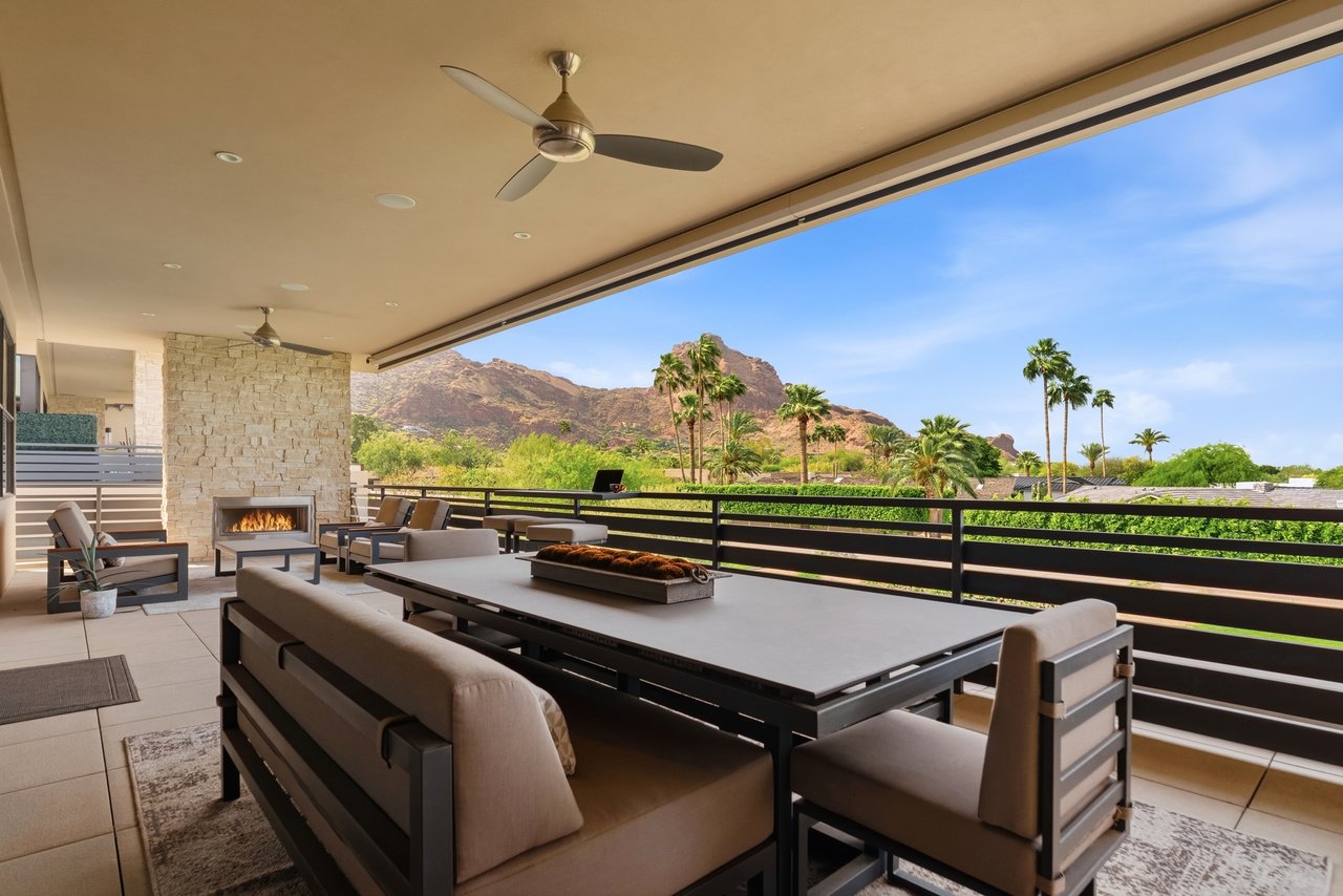Las Brisas Drive
