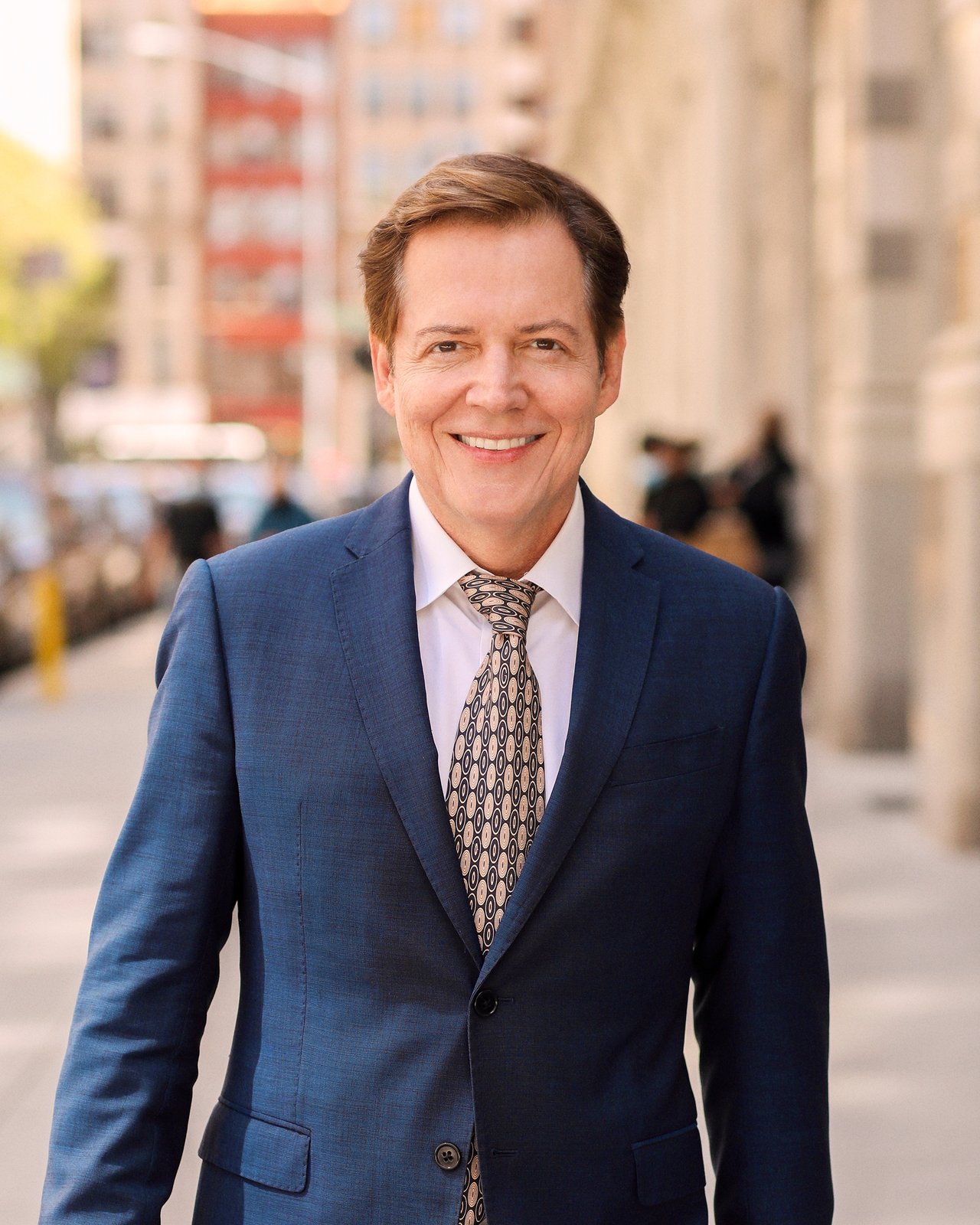 Robert Mobley New York, NY Real Estate Agent Headshot