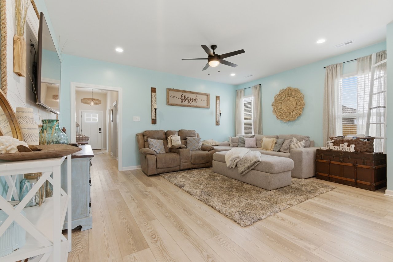 4BR Cul-de-Sac Home in Madison City Schools with Modern Finishes