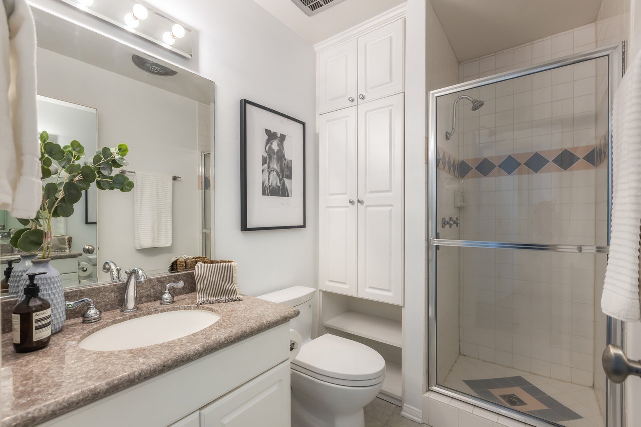 10751 Wilshire Blvd #702, Westwood