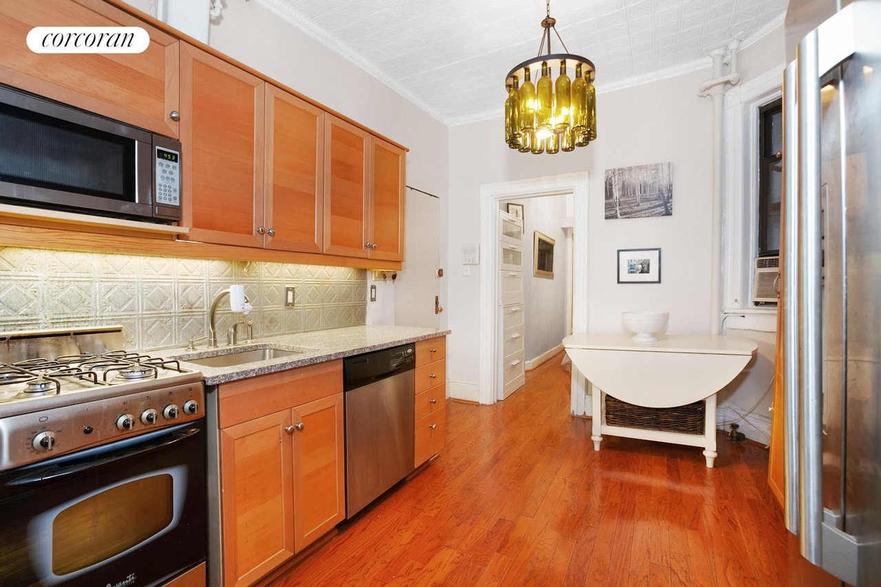 220 E 82nd St Ste 1RW