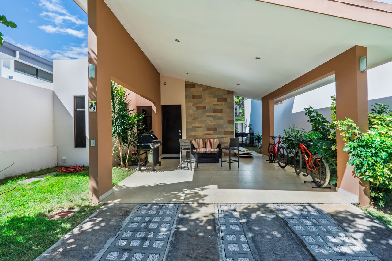 Monte Hermoso #9 | Fully Furnished 3-Bedroom Home in Gated Monte Hermoso Community – Playas del Coco