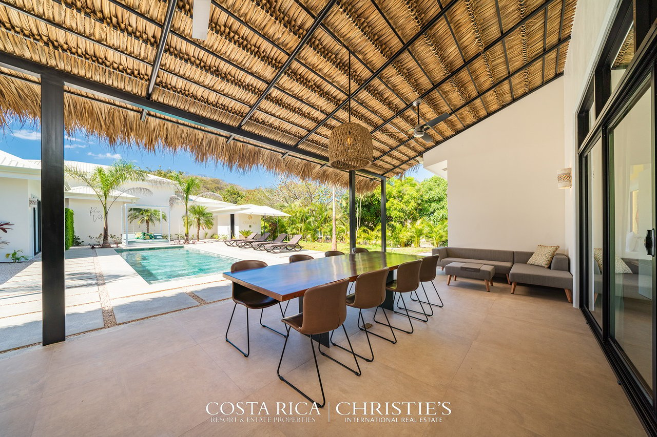 Luxury Coastal Estate in Tamarindo: The Oasis Residence