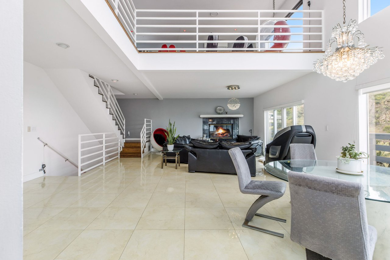 2350 San Marco Dr