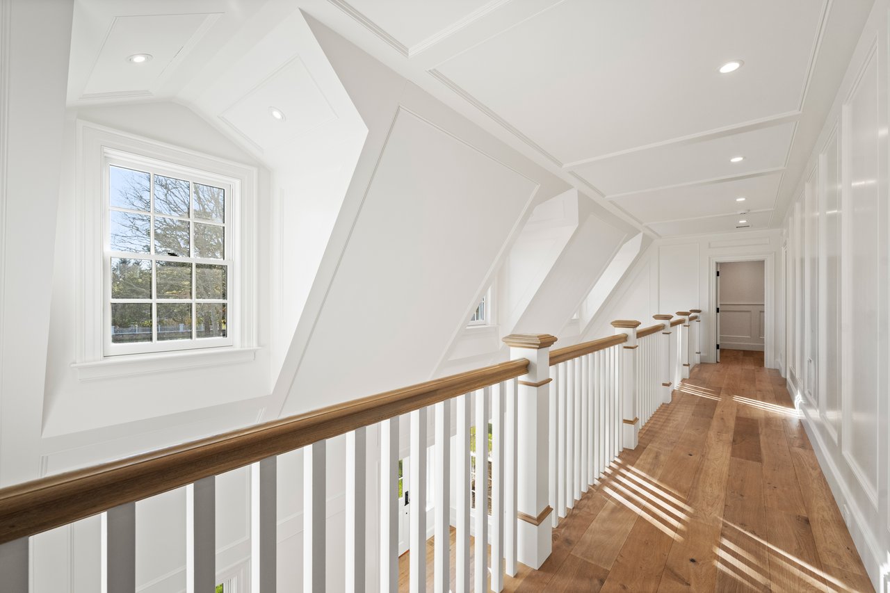 Stunning Residential Estate in Osterville 