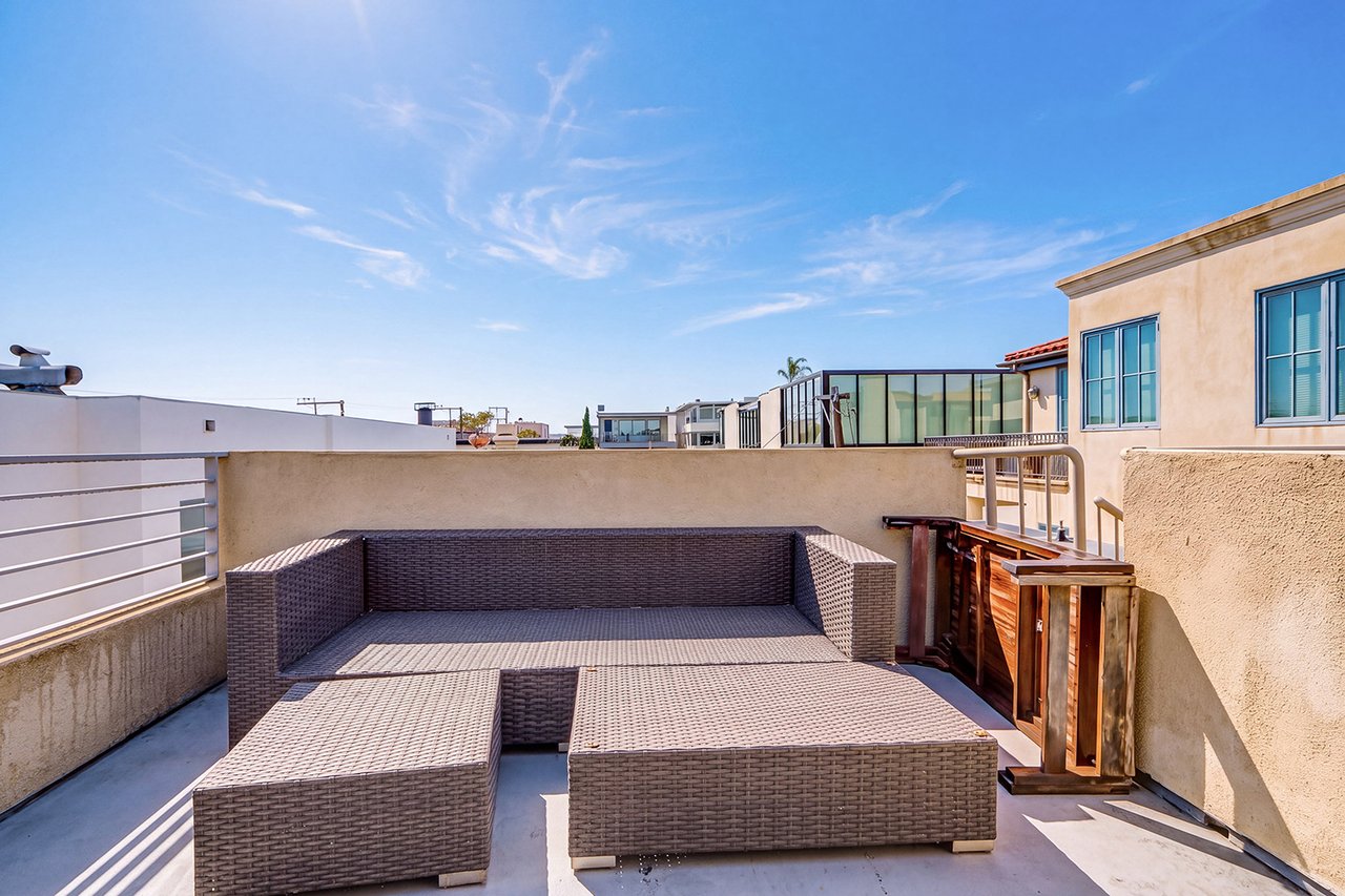 323 28th Street